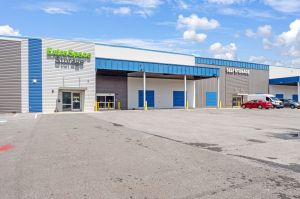 Photo of Extra Space Storage - 6524 - Waldorf - Old Washington Rd