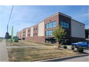Photo of Extra Space Storage - 6563 - Louisville - 4401 Bardstown Rd
