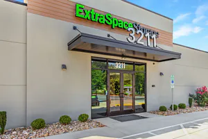 Extra Space Storage - 6514 - Hickory - Falling Creek Rd