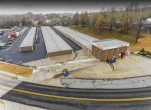 Devon Self Storage - 9298 - Cape Girardeau - 1678 Kingsway Drive
