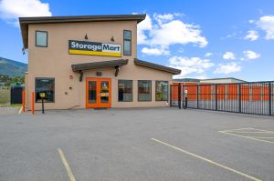 StorageMart - Gilder Way