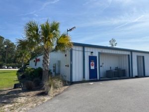 FreeUp Storage St Marys Douglas Drive