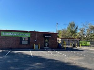 Extra Space Storage - 2089 - Hendersonville - Walton Ferry Rd