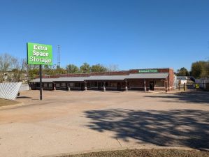 Extra Space Storage - 6616 - Catoosa - N Highway 66 - 2861 U.S. Route 66