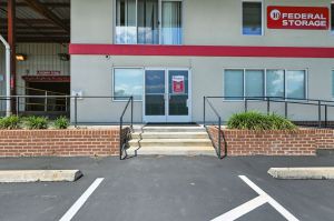 10 Federal Storage - W Broad St