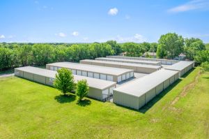 Owl Storage - Rose Hill - Berry - 325 East Berry Avenue