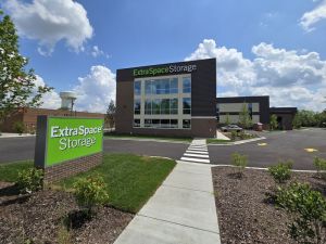 Photo of Extra Space Storage - 6328 - Arlington Heights - West Golf Rd