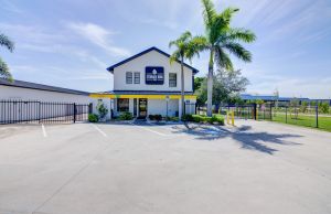 Photo of Storage King USA - 178 - Ft. Myers, FL - 17625 S Tamiami Tr.