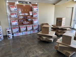 Five Star Storage - Five Star Storage - Maple Grove