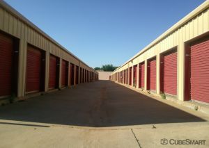 CubeSmart Self Storage - 2616 Southwest Parkway - TX