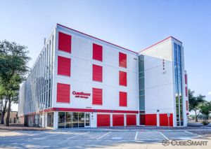 Photo of CubeSmart Self Storage -2974 Lyndon B Johnson Freeway - TX