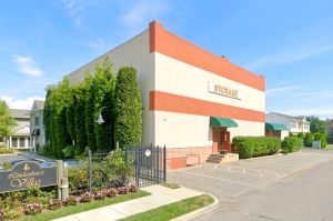 Photo of Lindenhurst Self Storage