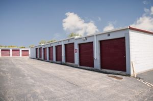 Photo of 10 Federal Storage - Farnsworth Ave