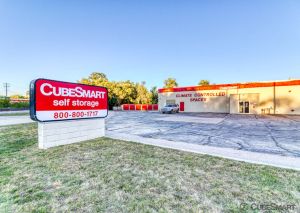 CubeSmart Self Storage - 3015 North Main Street - IL
