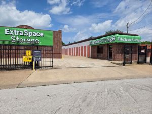 Photo of Extra Space Storage - 5066 - Grapevine - E Hudgins St