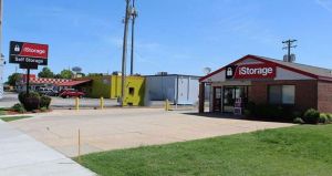 Photo of iStorage - 8223 - Wichita KS