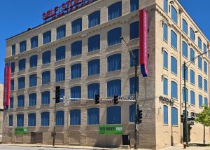 Photo of Extra Space Storage - 5219 - Chicago - 2001 N Elston Ave