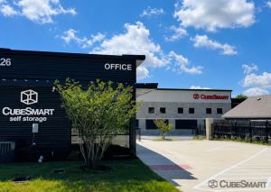 Photo of CubeSmart Self Storage - 926 South Powell Parkway - TX