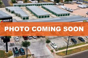 Public Storage - Mercedes - 601 N Vermont Ave